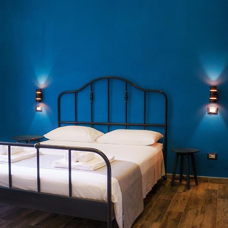 Chiatamone Relais Apartment เนเปิลส์ ภายนอก รูปภาพ