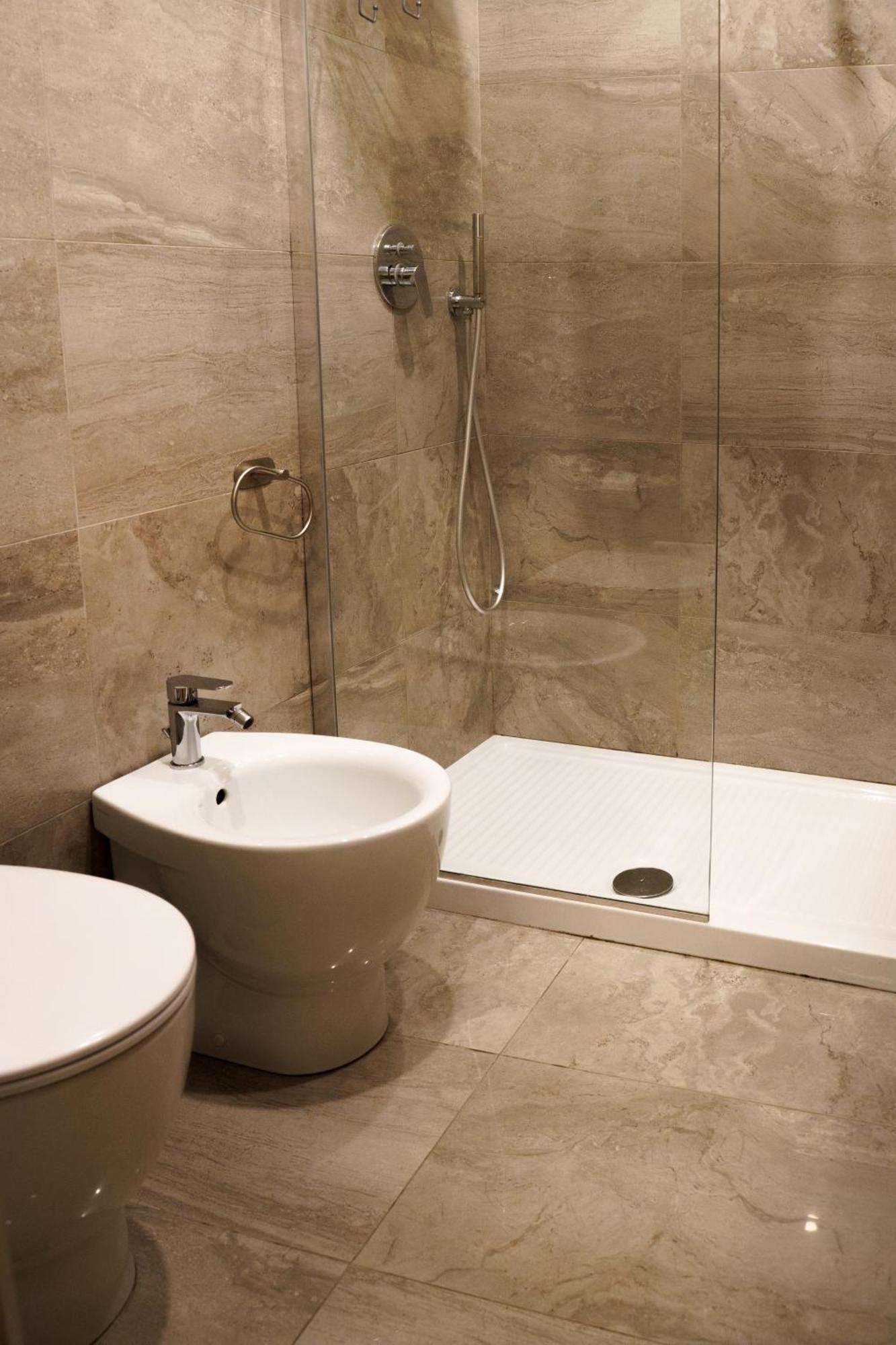 Chiatamone Relais Apartment เนเปิลส์ ภายนอก รูปภาพ