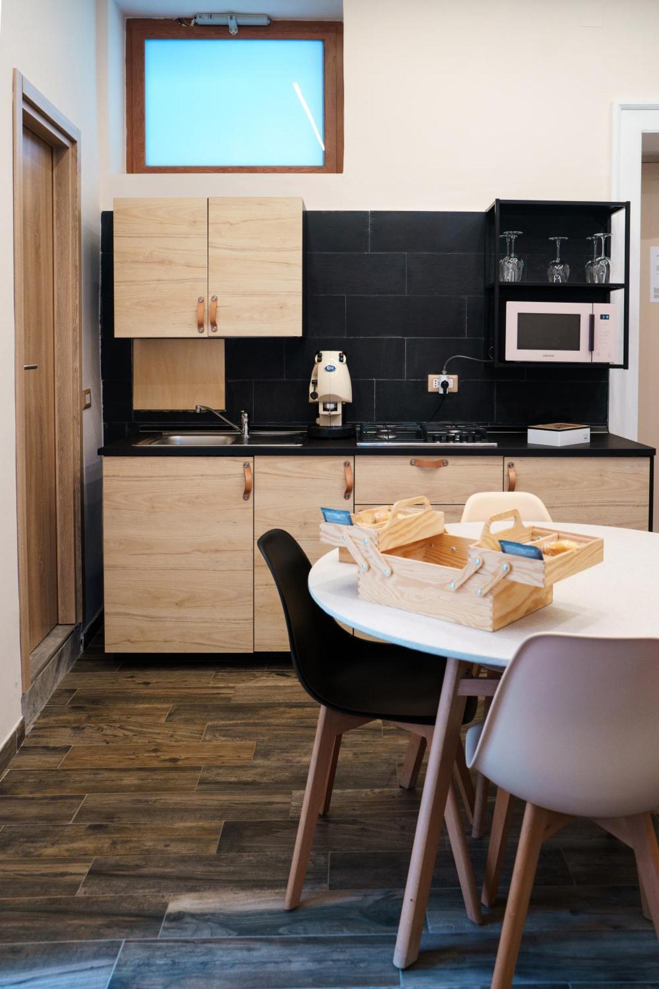 Chiatamone Relais Apartment เนเปิลส์ ภายนอก รูปภาพ